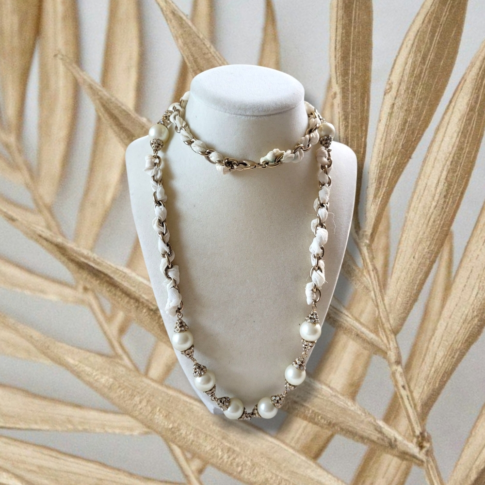 Ann Taylor | Long Elegant Cream/Gold Woven Ribbon Faux Pearl Necklace